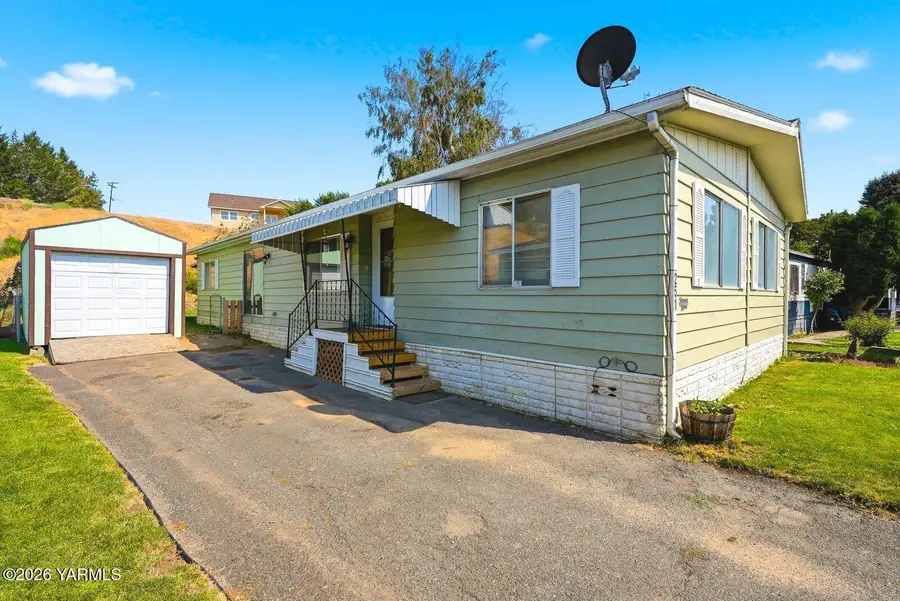 2205 Butterfield Rd #251, Yakima, WA 98901 - #2