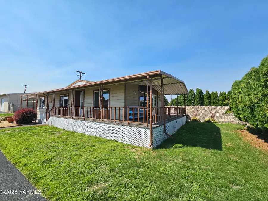 55 W Washington Ave #202, Yakima, WA 98903 - #3