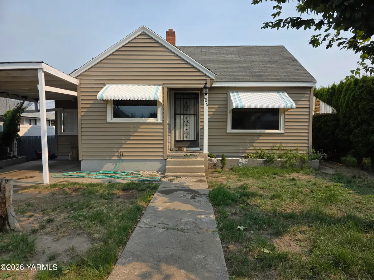 106 N Date St, Toppenish, WA 98948 - #1