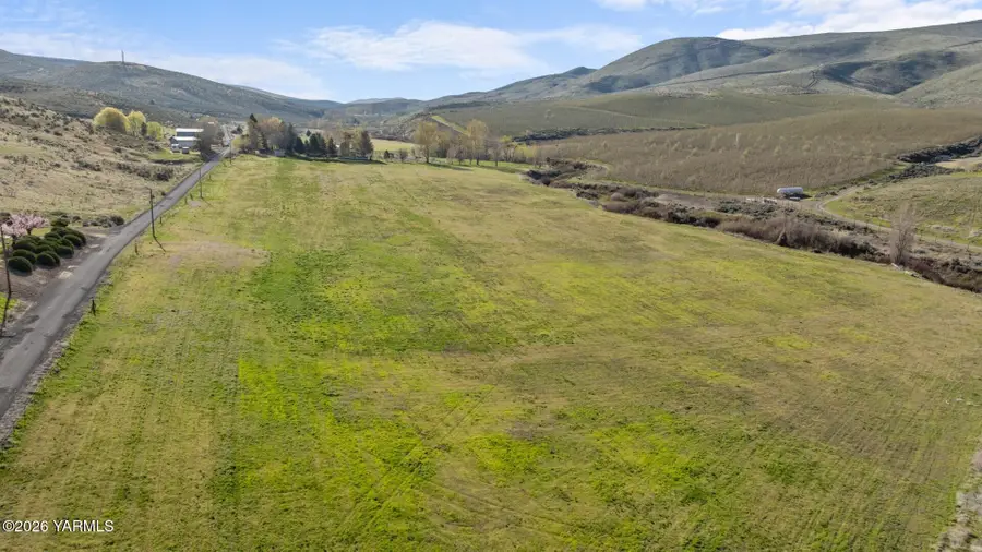 1260 Burbank Creek Rd, Yakima, WA 98901 - #3