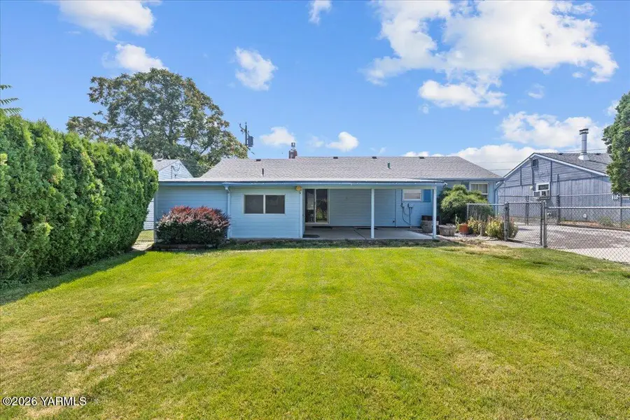 2709 Clinton Way, Yakima, WA 98902 - #2