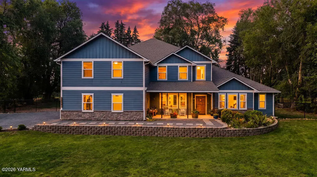 10001 Occidental Rd, Yakima, WA 98903 - #1