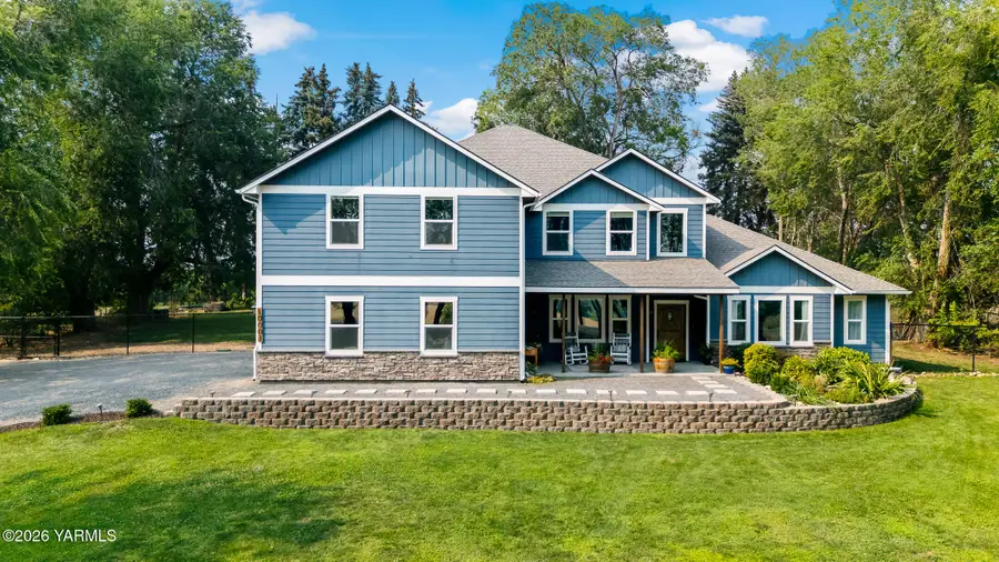 10001 Occidental Rd, Yakima, WA 98903 - #2