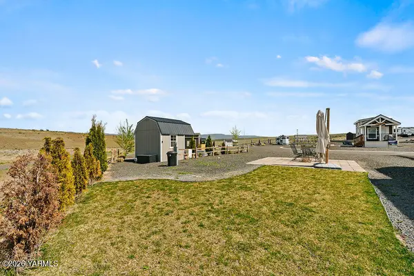 1769 Naches Wenas Rd #9, Selah, WA 98942
