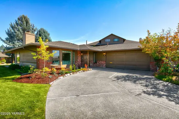 101 N 48th Ave #35, Yakima, WA 98908