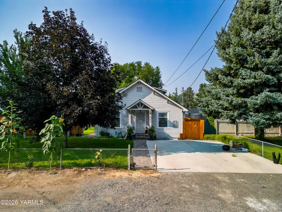 8505 Aspen Ave, Yakima, WA 98903 - #2