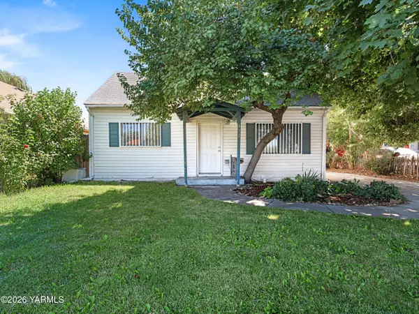 412 S Alder, Toppenish, WA 98948