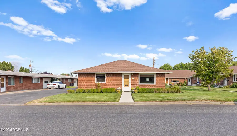 337 N 42nd Ave, Yakima, WA 98908 - #3