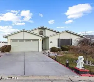 302 S 76th Ave, Yakima, WA 98908 - #1