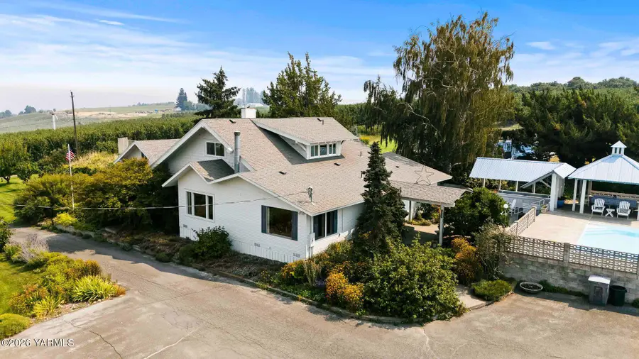 550 Dickerman Ln, Selah, WA 98942 - #2