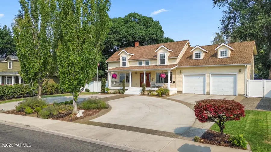 3703 W Chestnut Ave, Yakima, WA 98902 - #2