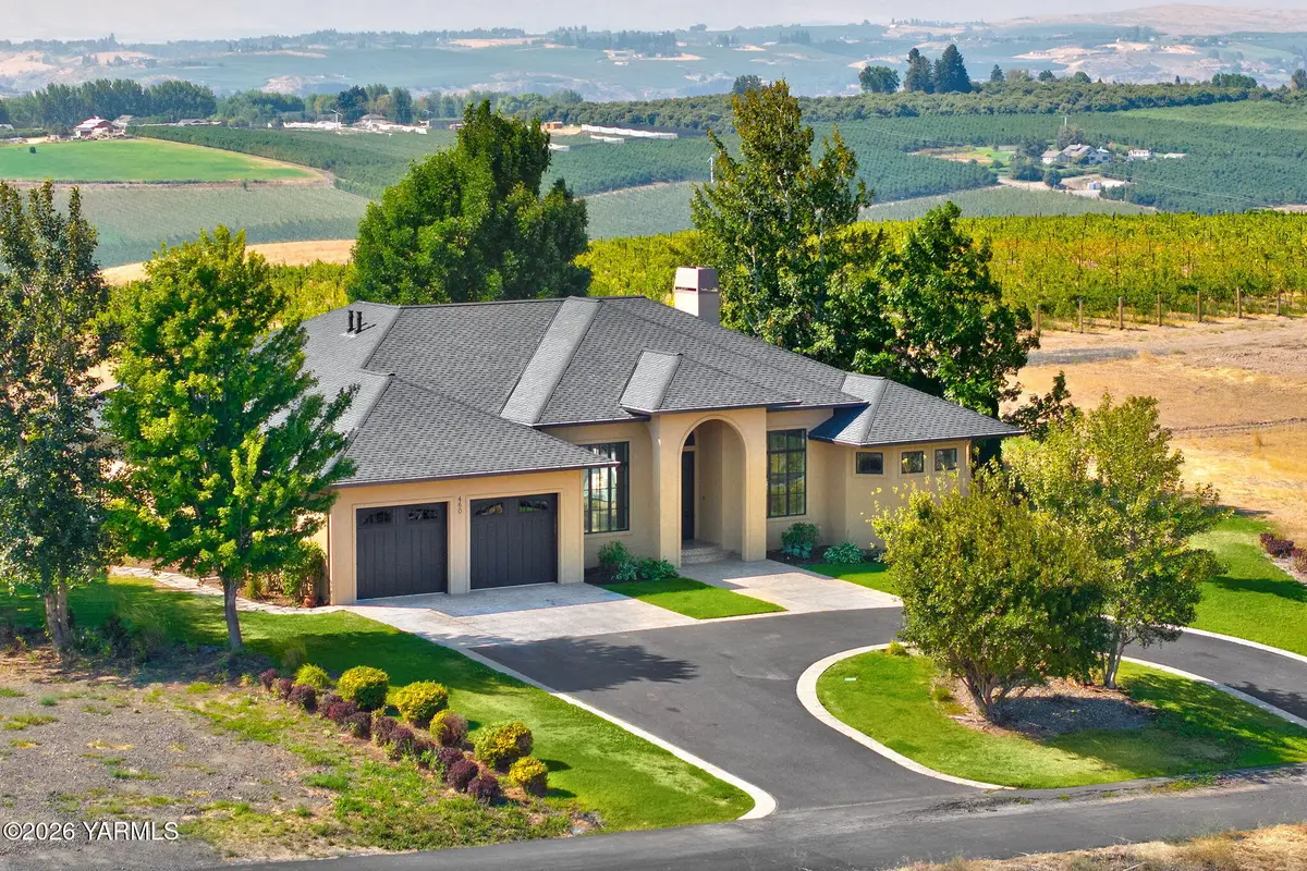 460 Marisa Hill Dr, Selah, WA 98942 - #1