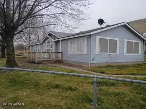 170603 W 215 Pr Sw Rd, Prosser, WA 99350 - #1