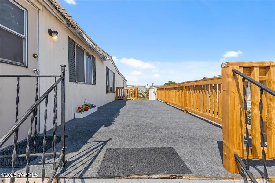 18 W Washington Ave #56, Yakima, WA 98903 - #3