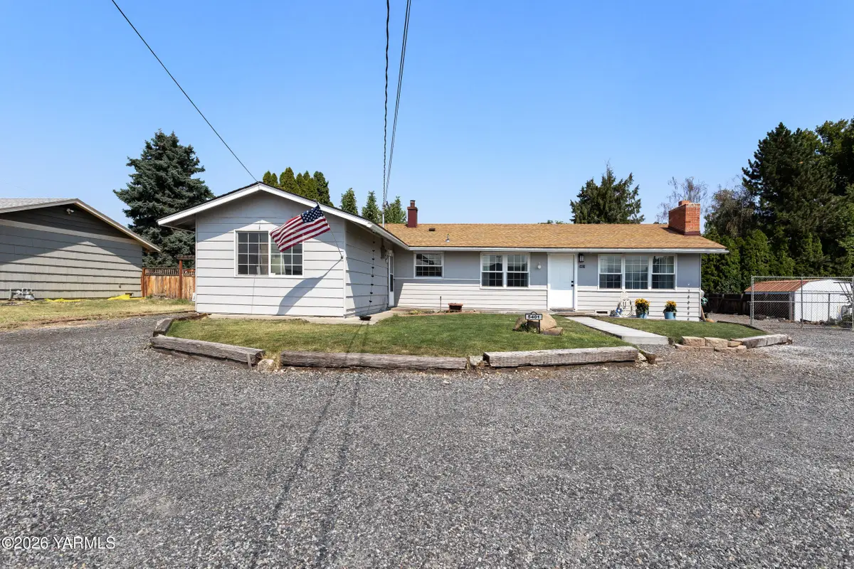 5401 W Chestnut Ave, Yakima, WA 98908 - #1