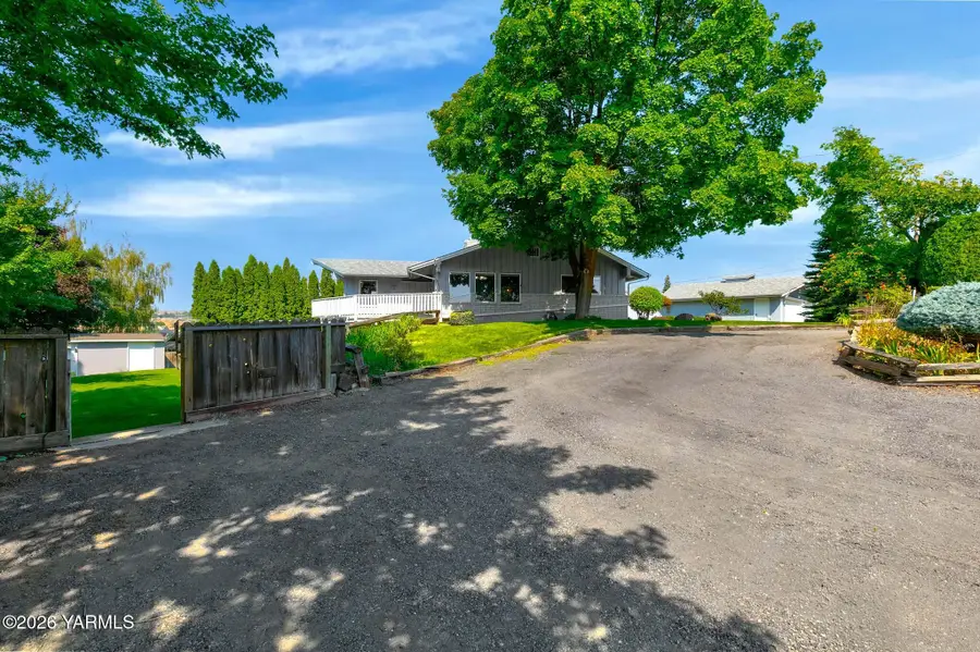 440 Snow Mass Ln, Yakima, WA 98908 - #3