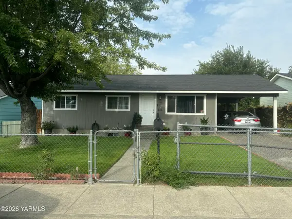 520 S Douglas, Pasco, WA 99301