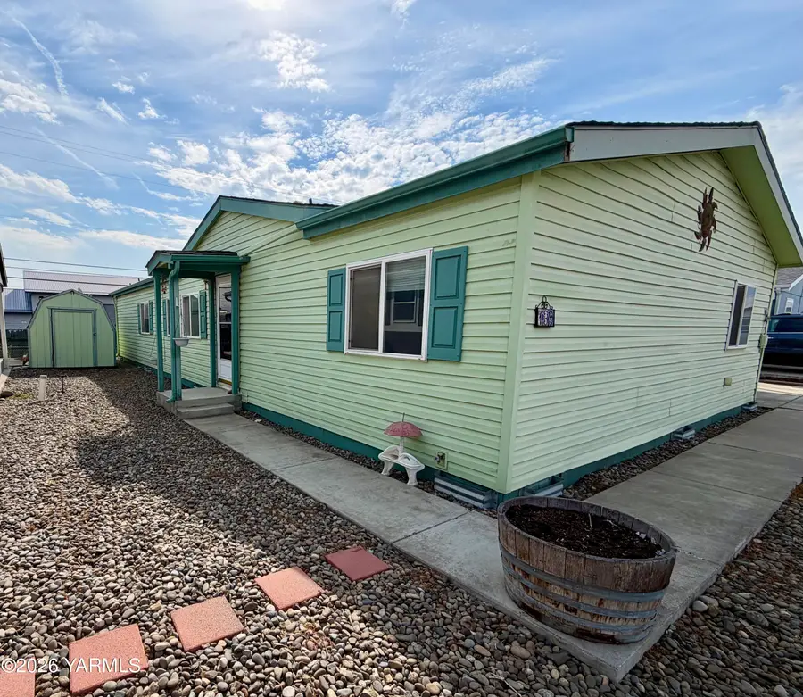 18 W Washington Ave #139, Yakima, WA 98903 - #2