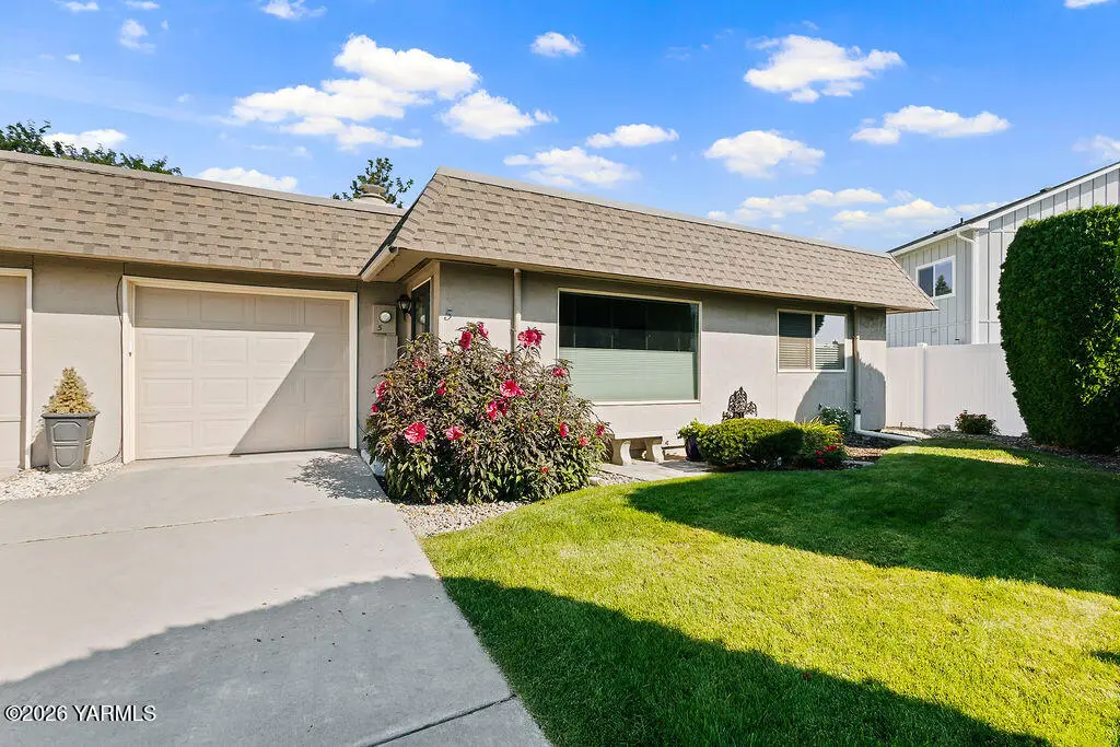 100 N 60th, Yakima, WA 98908 - #1
