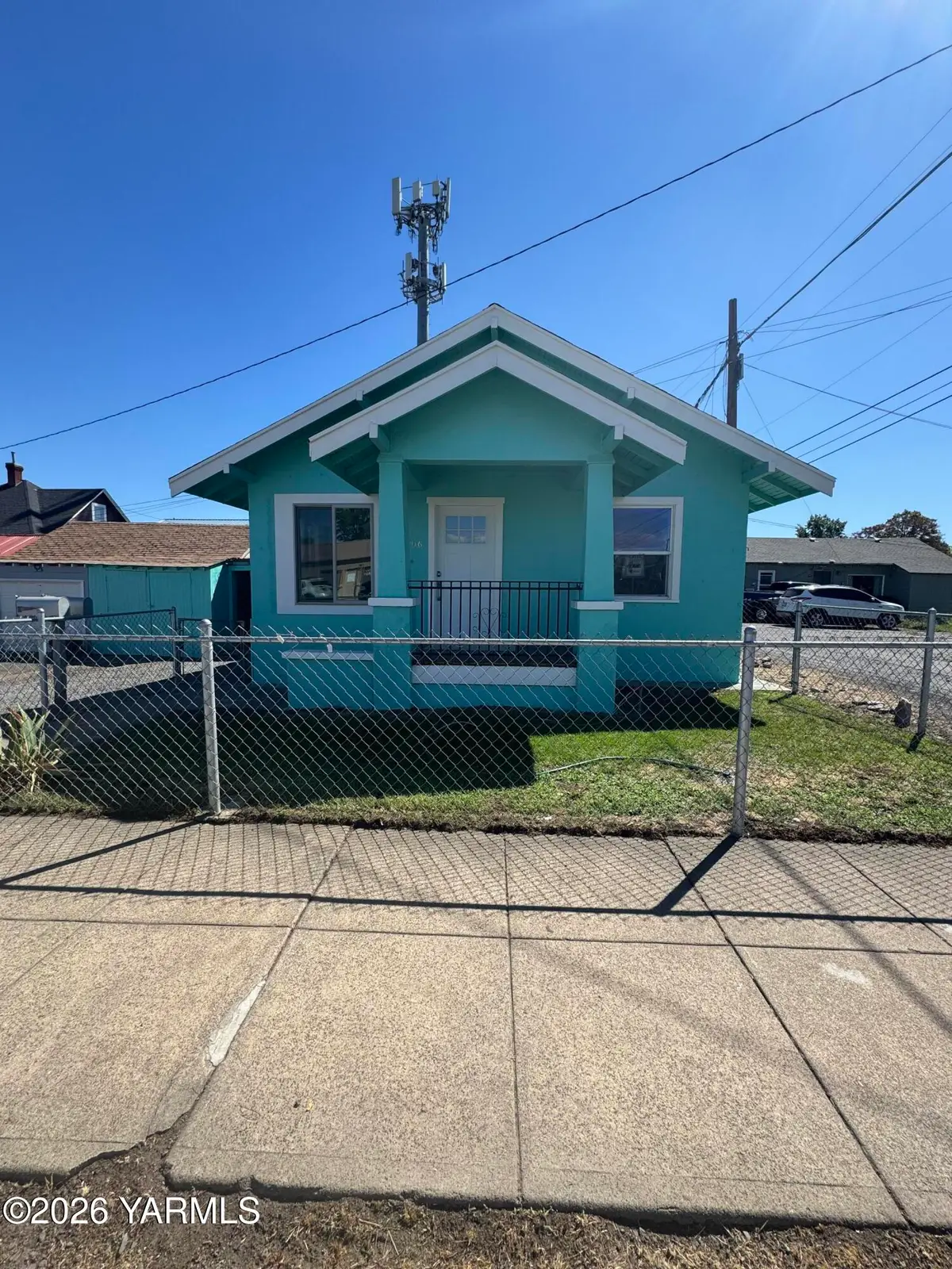 306 W Martin Luther King Junior, Yakima, WA 98902 - #1