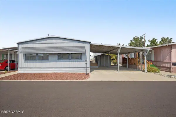 18 W Washington, Yakima, WA 98903