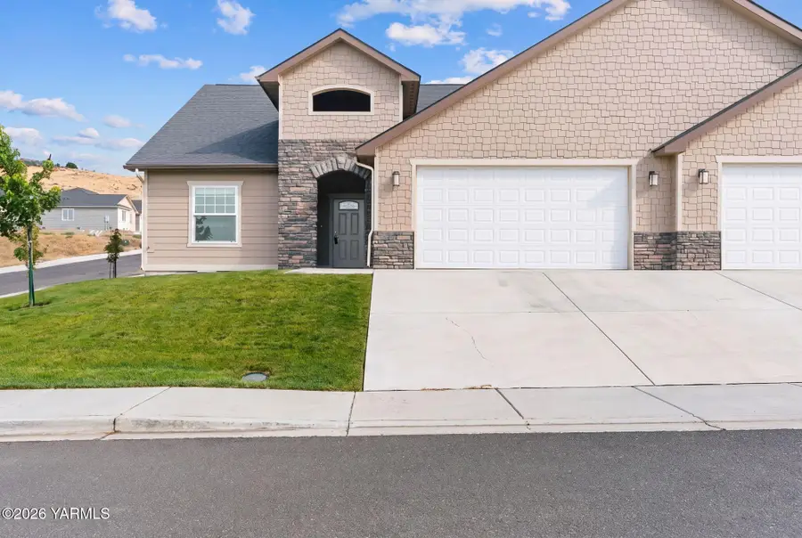 8819 Kail, Yakima, WA 98908 - #2