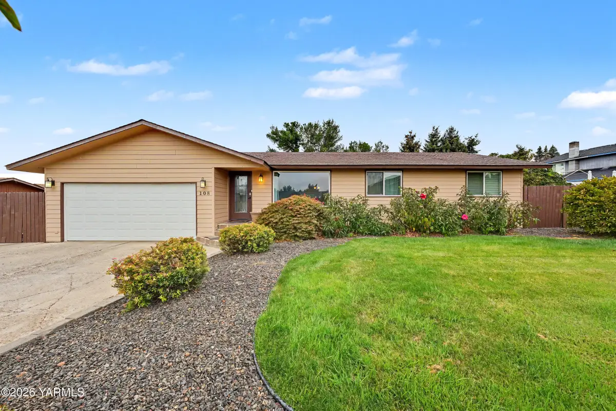 108 N 90th, Yakima, WA 98908 - #1
