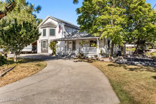 221 N Canyon, Yakima, WA 98901
