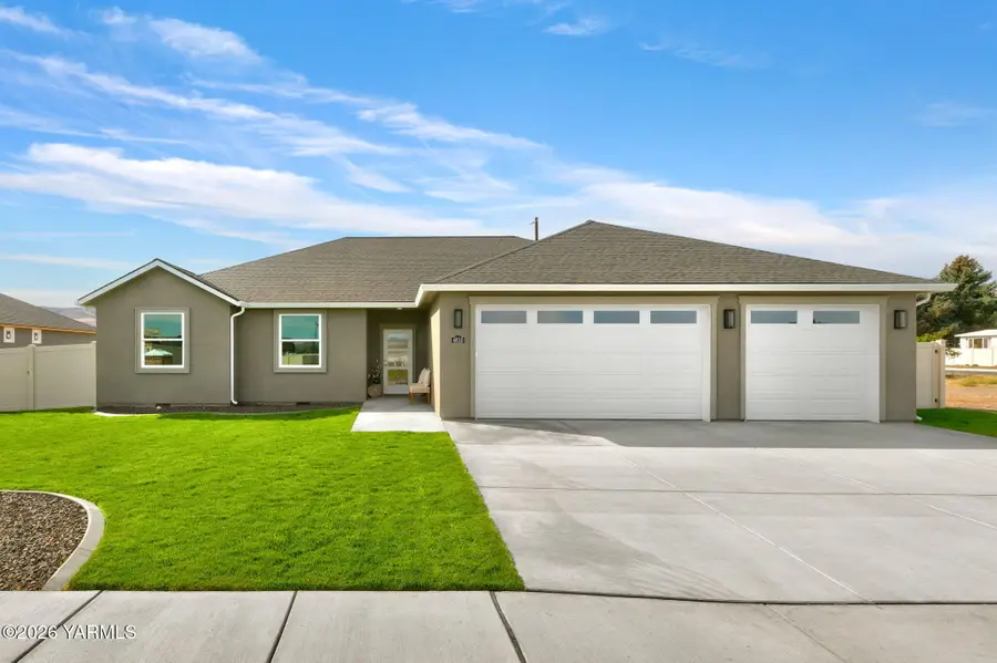 4610 W Oak, Yakima, WA 98903 - #2