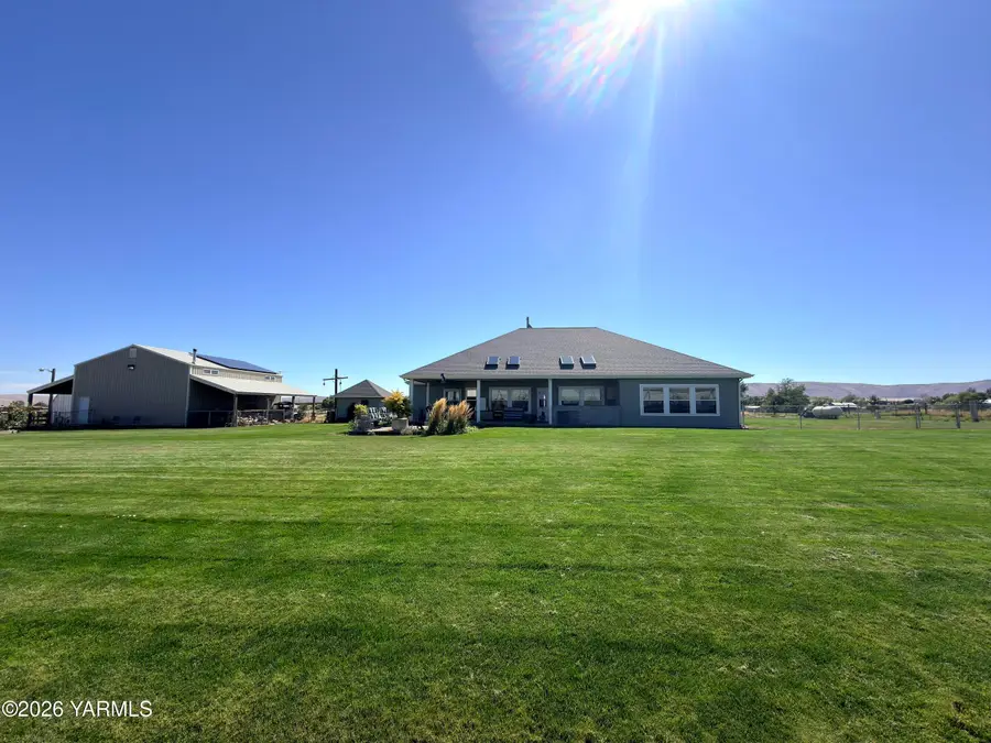 1799 N Cottonwood, Yakima, WA 98908 - #3