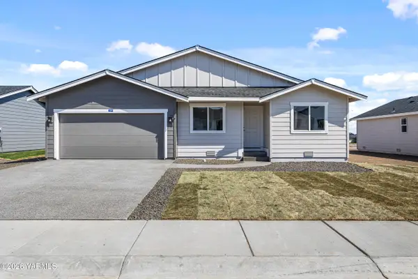 427 Pear, Tieton, WA 98947