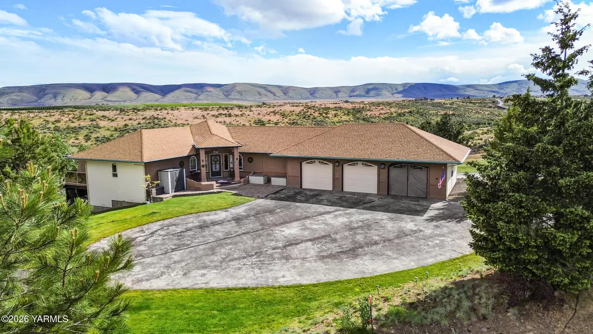 131 Dove Trail, Yakima, WA 98908 - #1