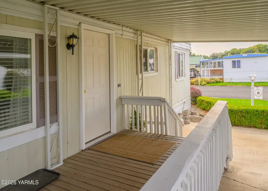 3601 Castlevale, Yakima, WA 98902 - #2