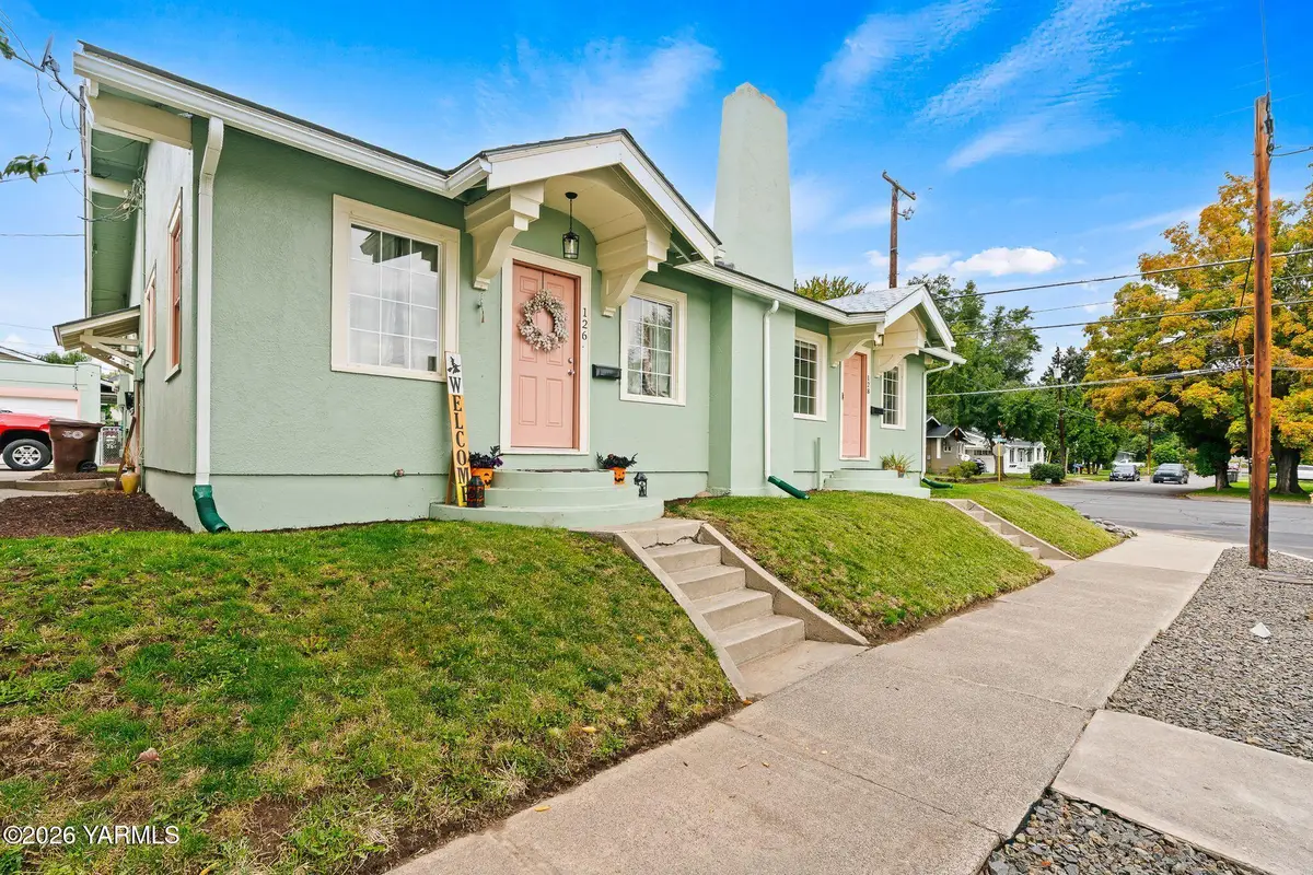 128 N 18th, Yakima, WA 98902 - #1