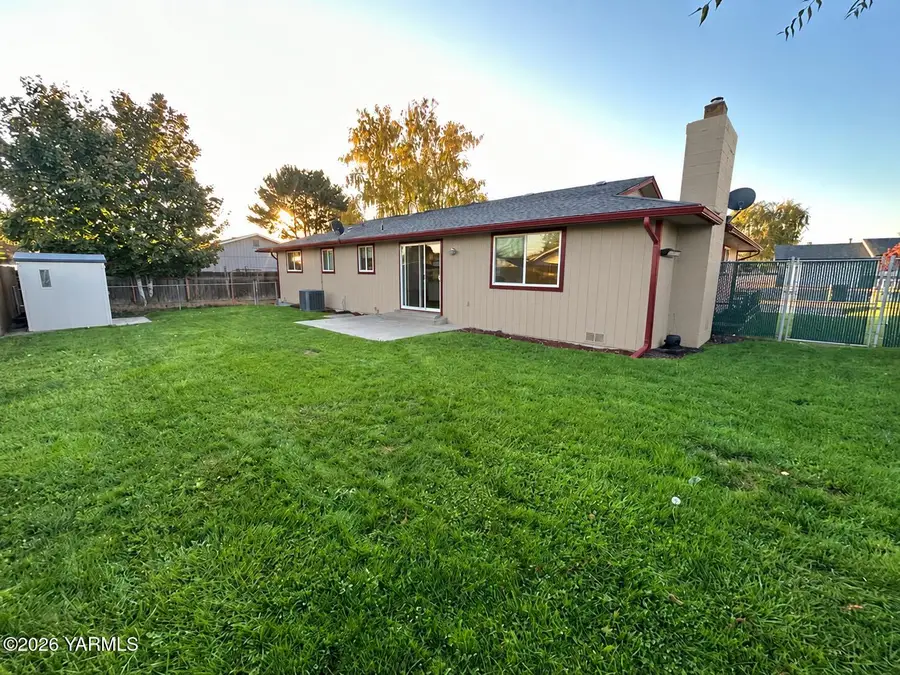 2601 W Viola, Yakima, WA 98902 - #2