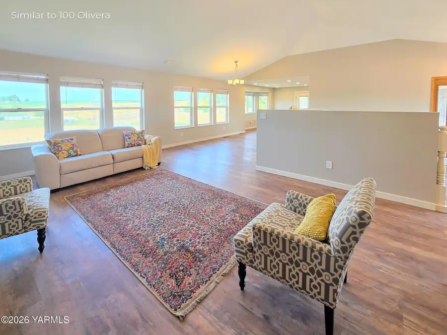 1253 Lucy, Zillah, WA 98953 - #3