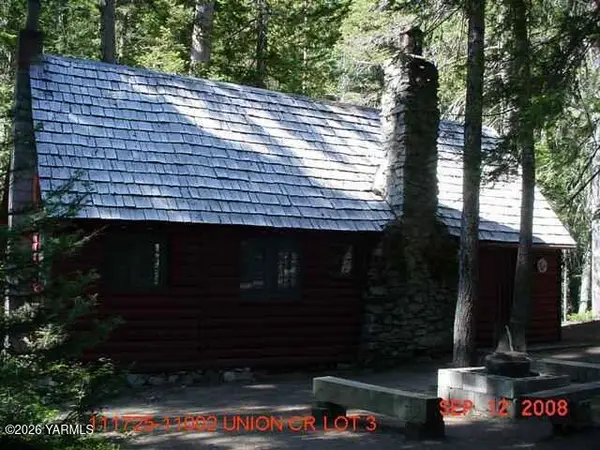 38301 Washington 410, Naches, WA 98937