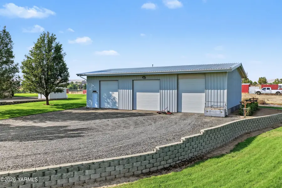 301 Peterson, Selah, WA 98942 - #3