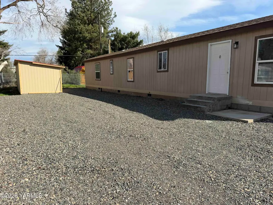 481 1st, White Swan, WA 98952 - #2
