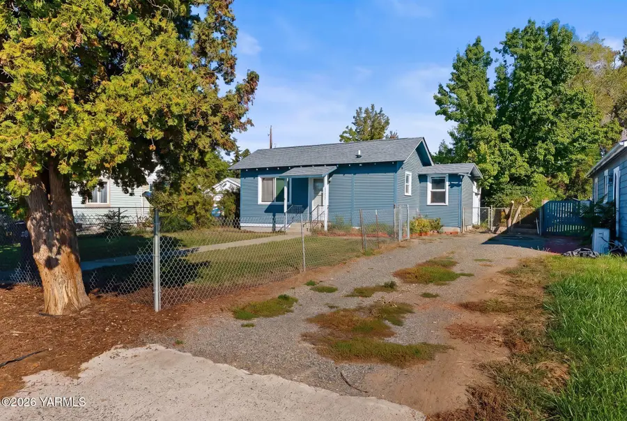 1511 Roosevelt, Yakima, WA 98902 - #2