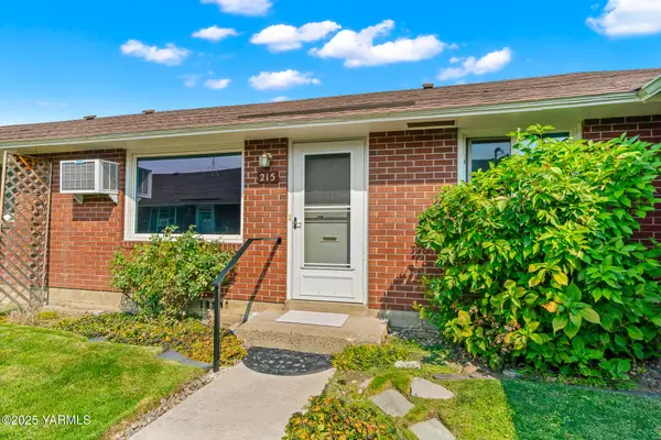 215 N 42nd, Yakima, WA 98908