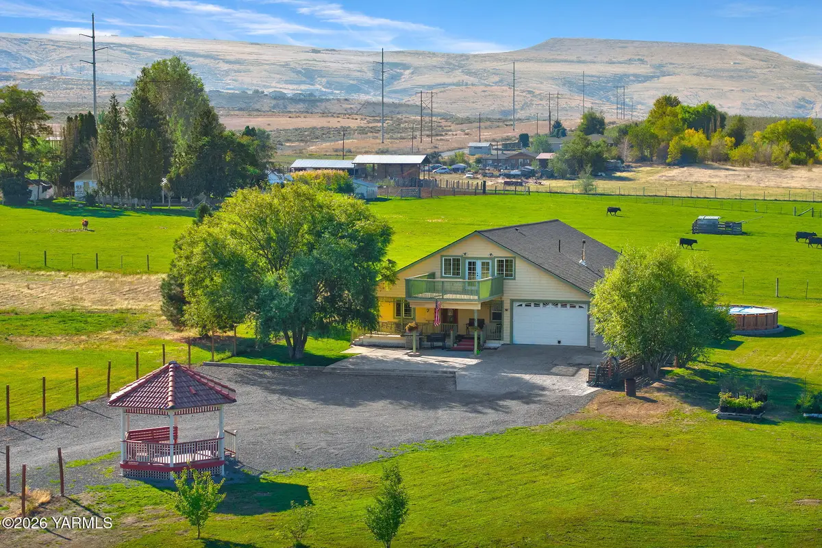 702 Firing Center, Yakima, WA 98901 - #1
