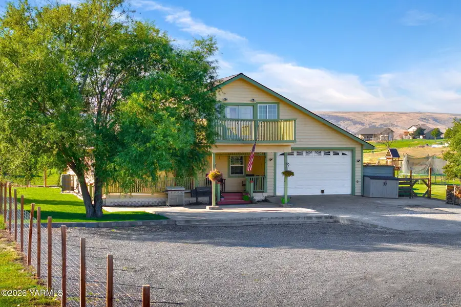 702 Firing Center, Yakima, WA 98901 - #2