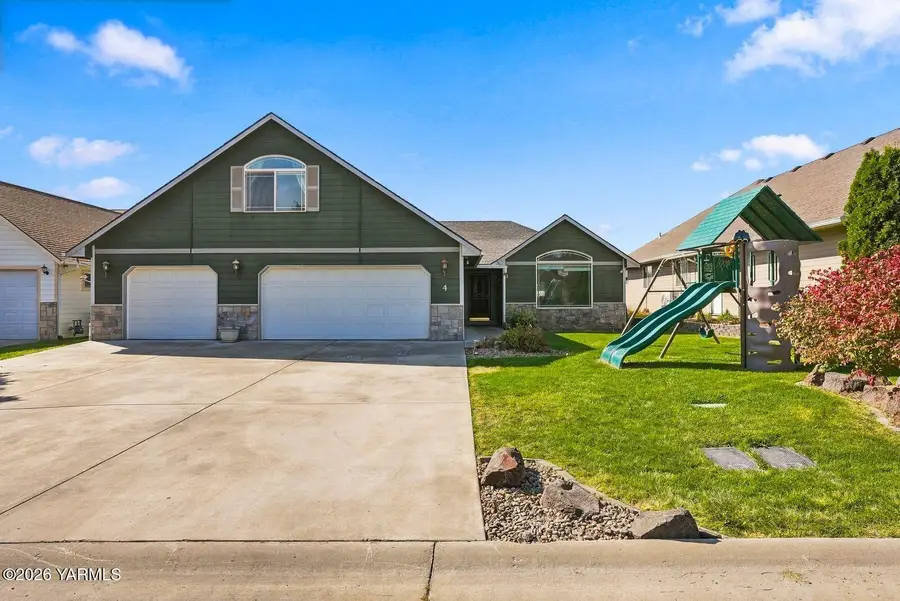 4 N 86th, Yakima, WA 98908 - #2
