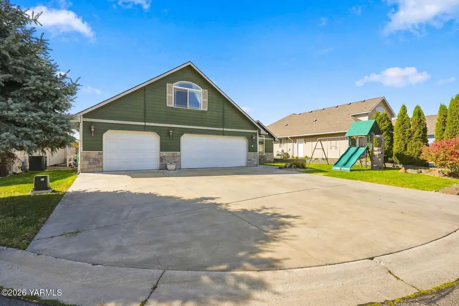 4 N 86th, Yakima, WA 98908 - #3