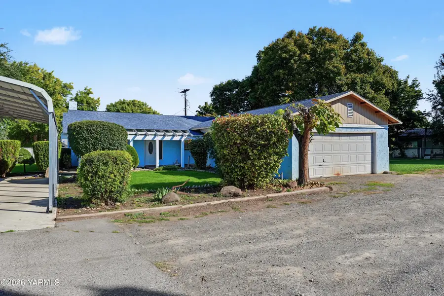 1701 S 72nd, Yakima, WA 98903 - #2