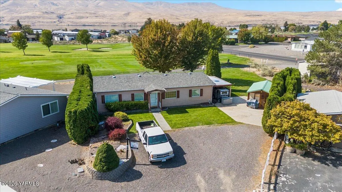 422 SW Cherry Ln, Mattawa, WA 99349 - #1