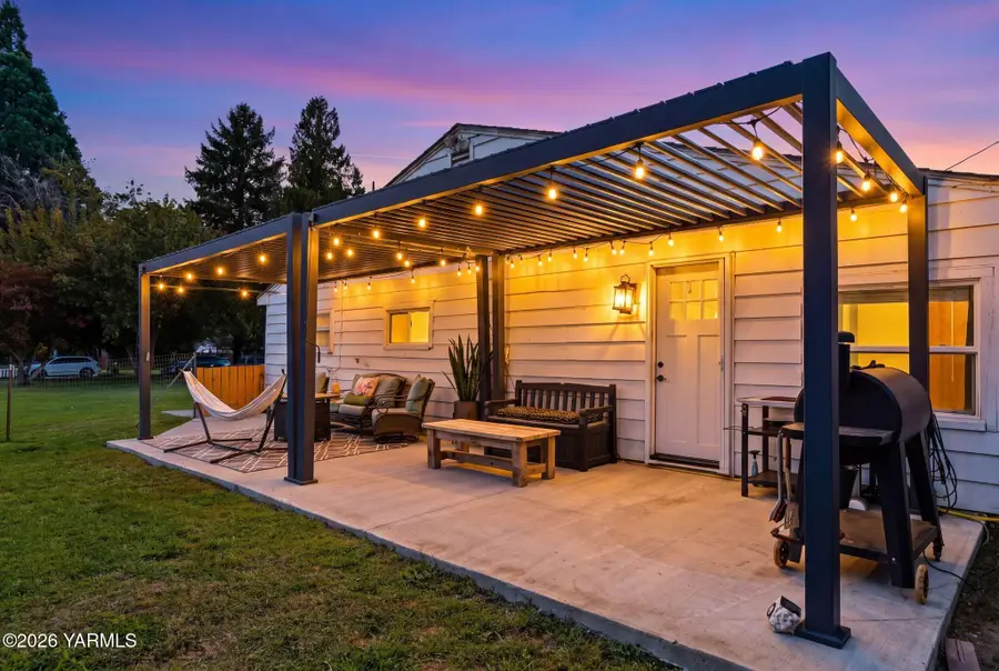 1011 S 23rd, Yakima, WA 98902 - #3