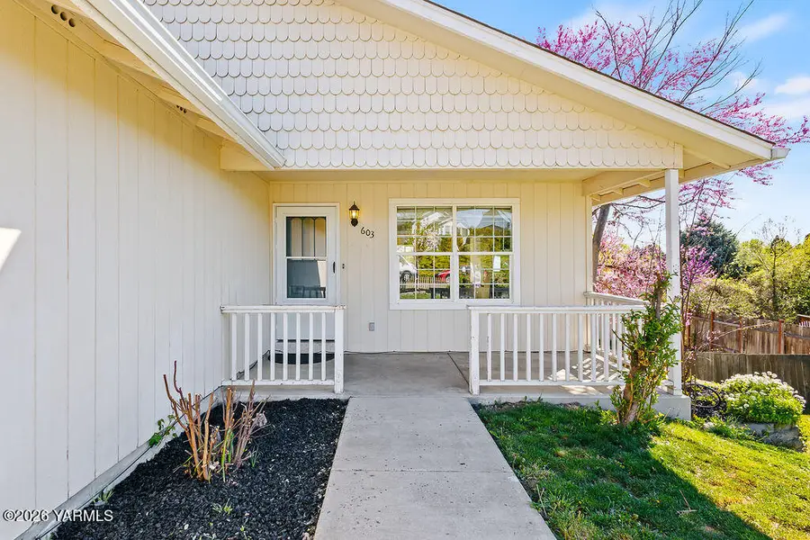 603 Westwind, Zillah, WA 98953 - #3