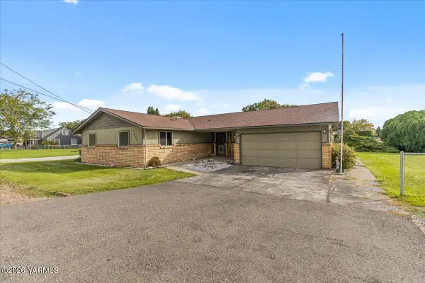 1517 S 72nd, Yakima, WA 98908